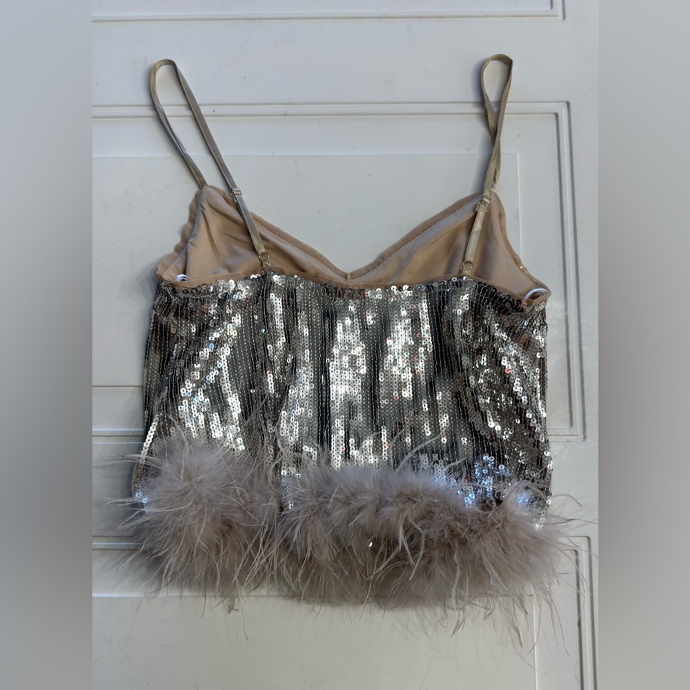 Lulus Women’s Sz M Sequins Feather Trim Camisole Tank Top Shirt - Picture 6 of 7